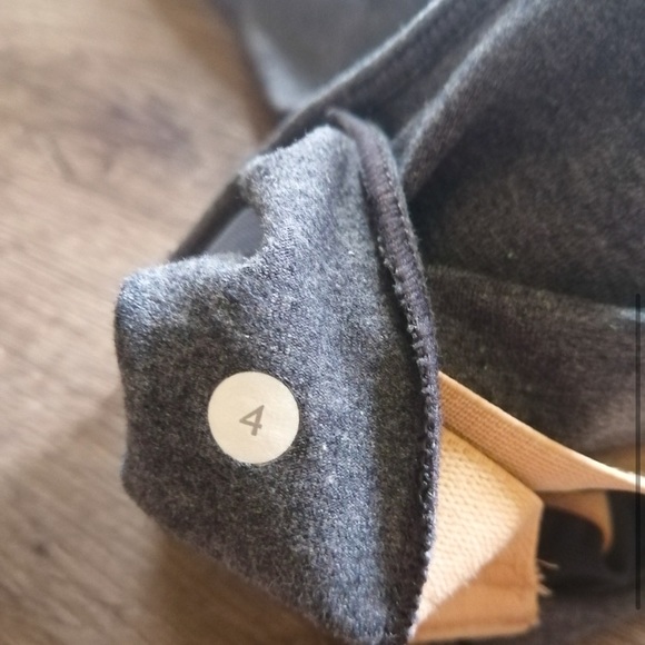 Lululemon Energy Tank Top - Picture 3 of 5